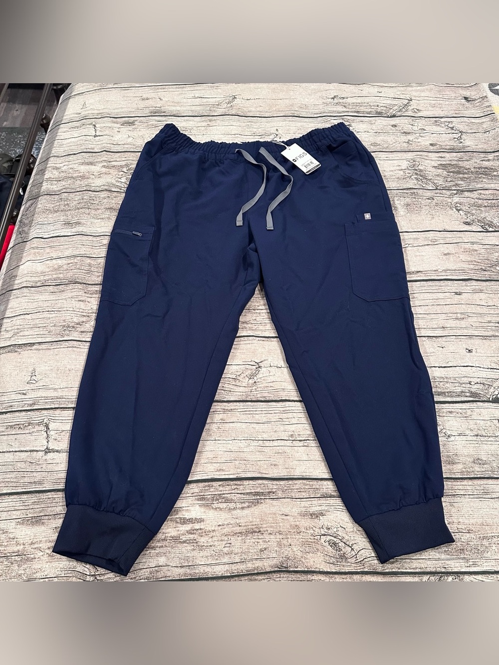 NWT Figs Women’s Navy Uman Elastic-Waist Joggers with Drawstring Size 2X Petite